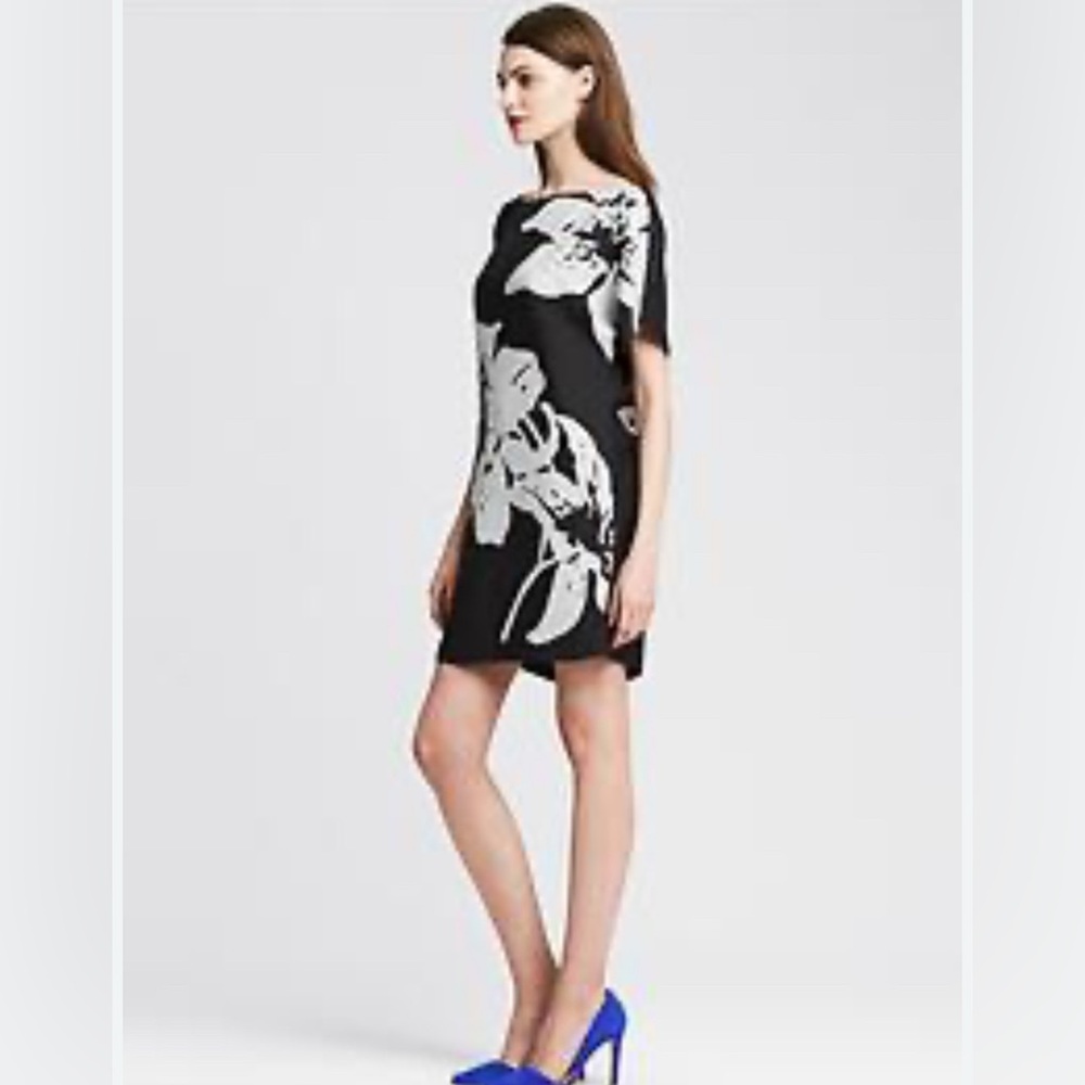 Banana Republic Dora floral Tunic Shift dress in Black and White